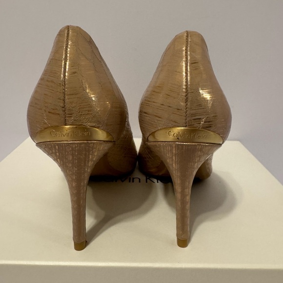 Calvin Klein Heels Women’s Size 5 - Picture 5 of 7